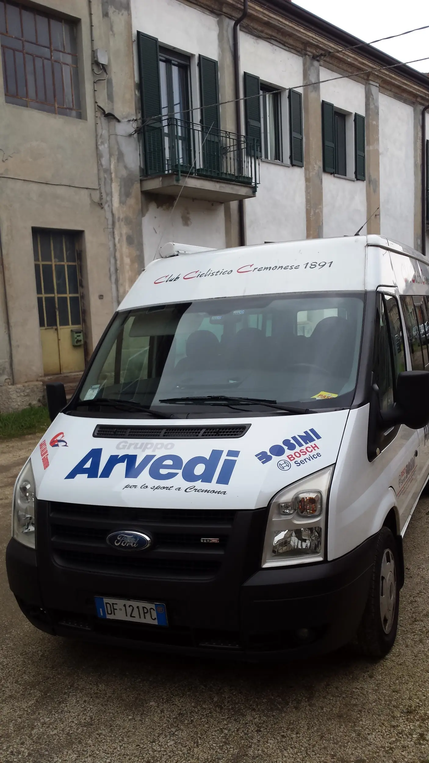 Automezzo 13