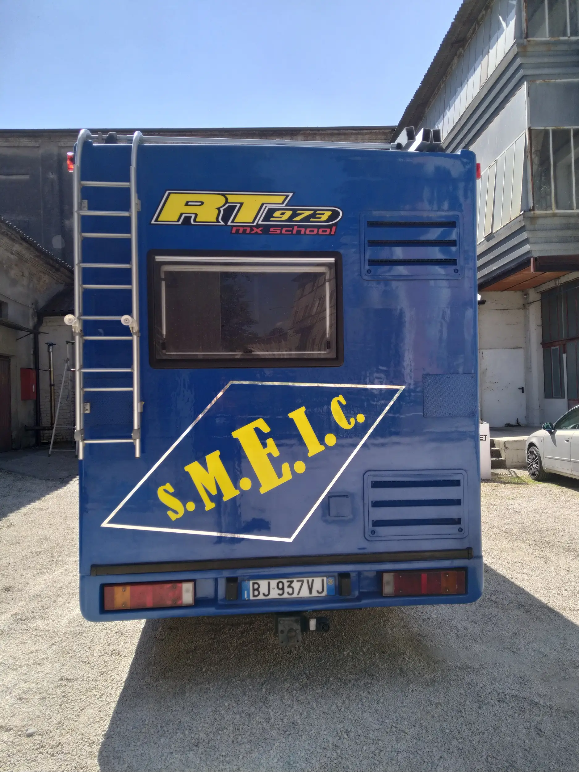Automezzo 200