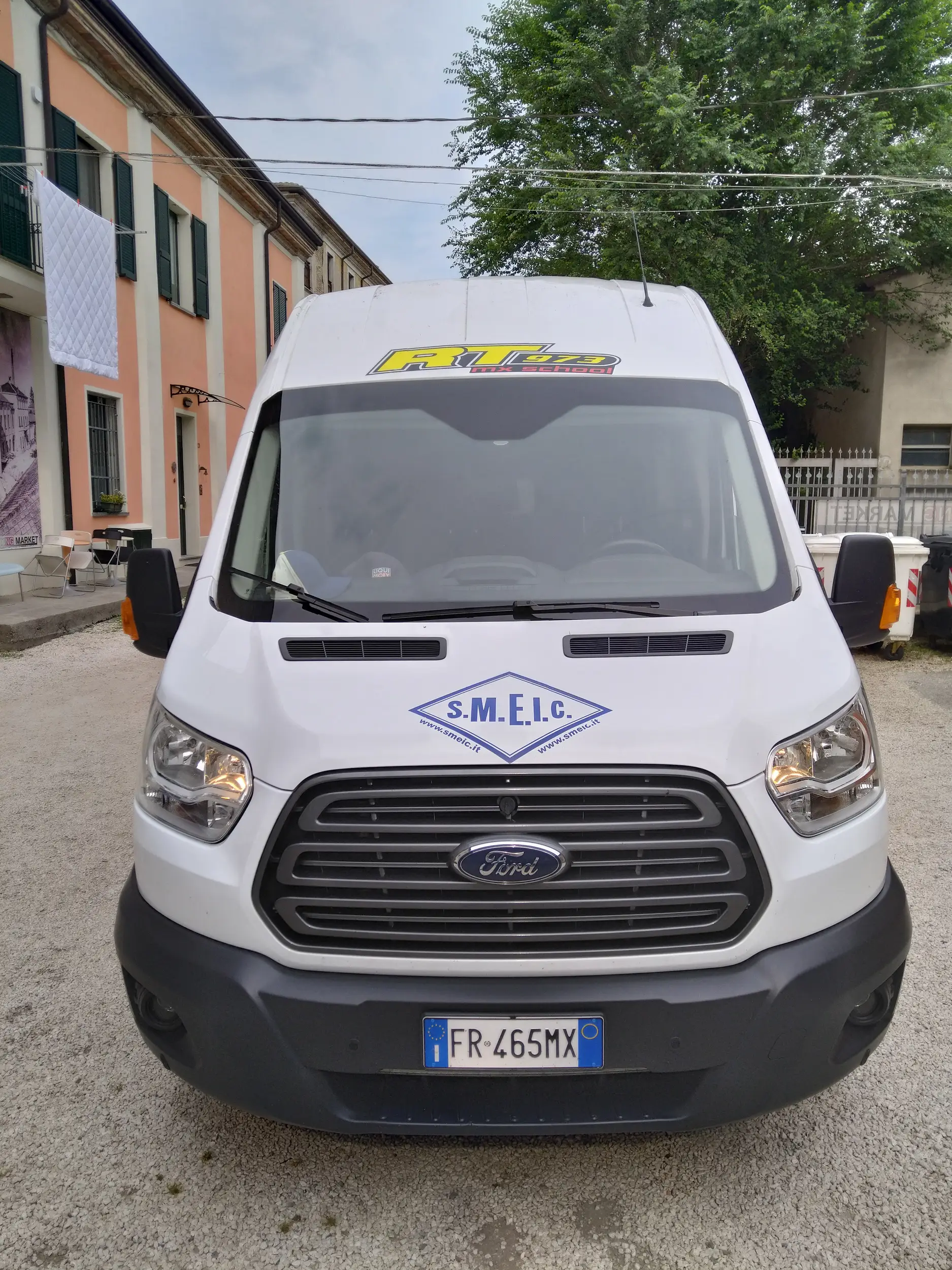 Automezzo 208