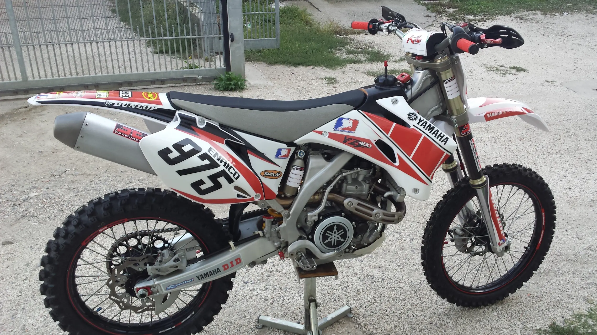 Moto 12