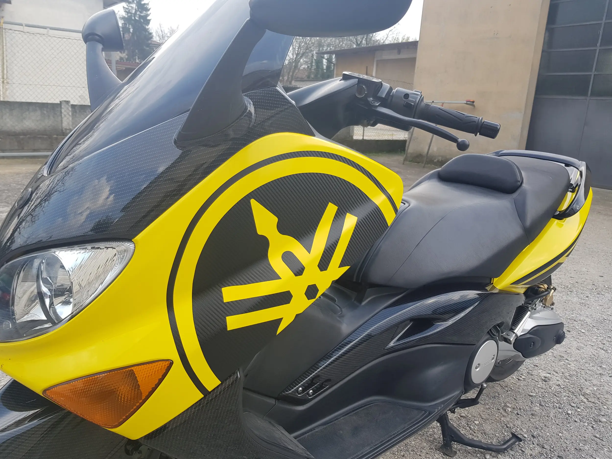 Moto 20