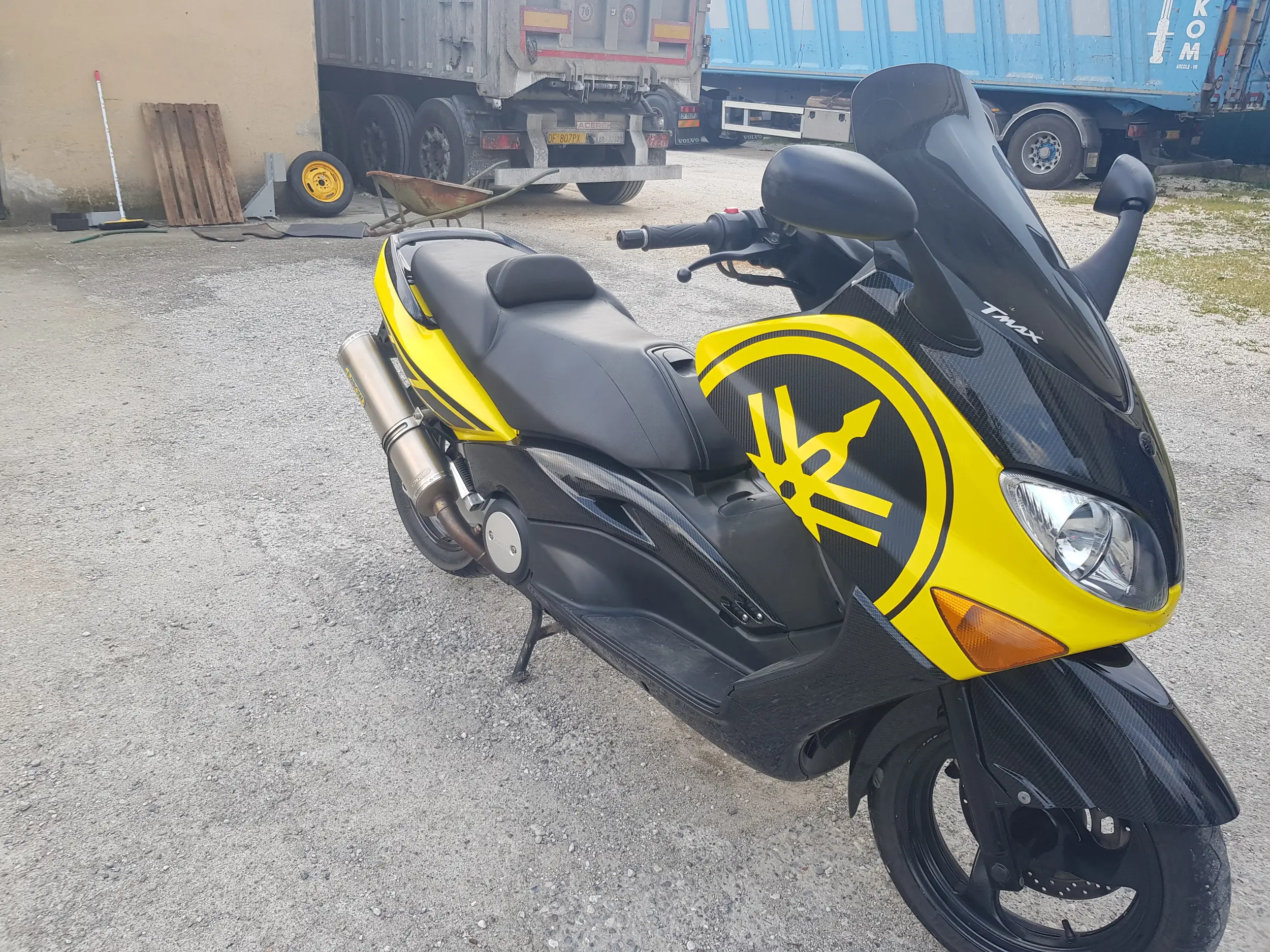 Moto 22