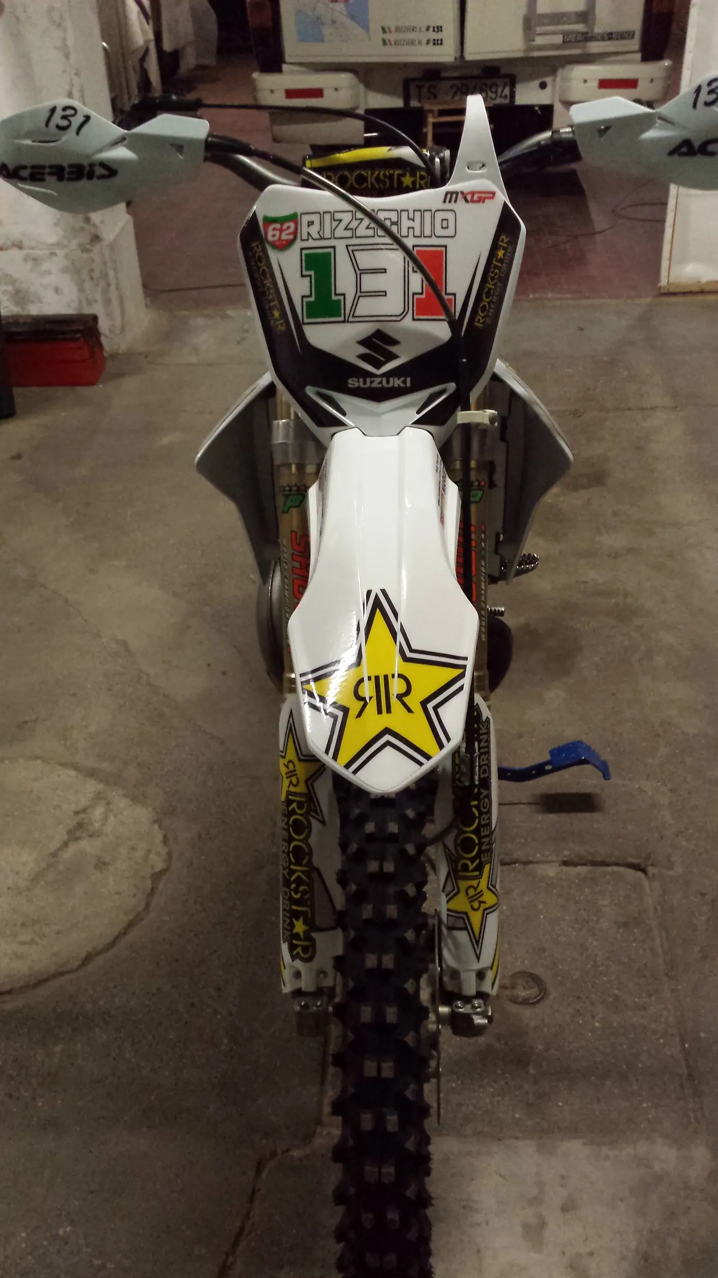 Moto 4